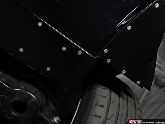 ECS Tuning MK7 GTI Functional Aerodynamic Rear Diffuser Kit