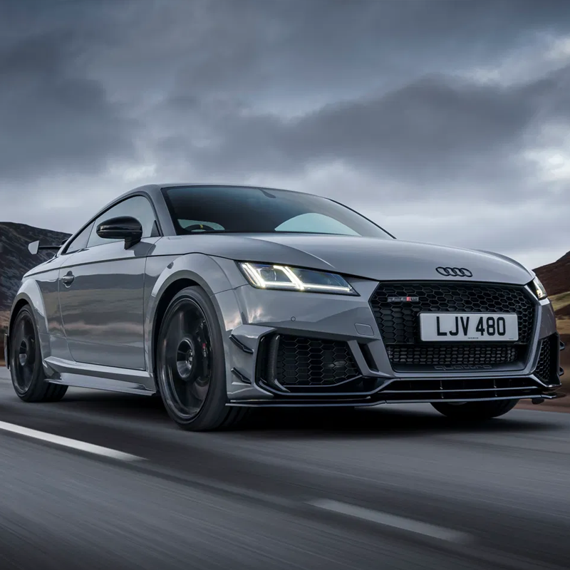 Audi TTRS 8S