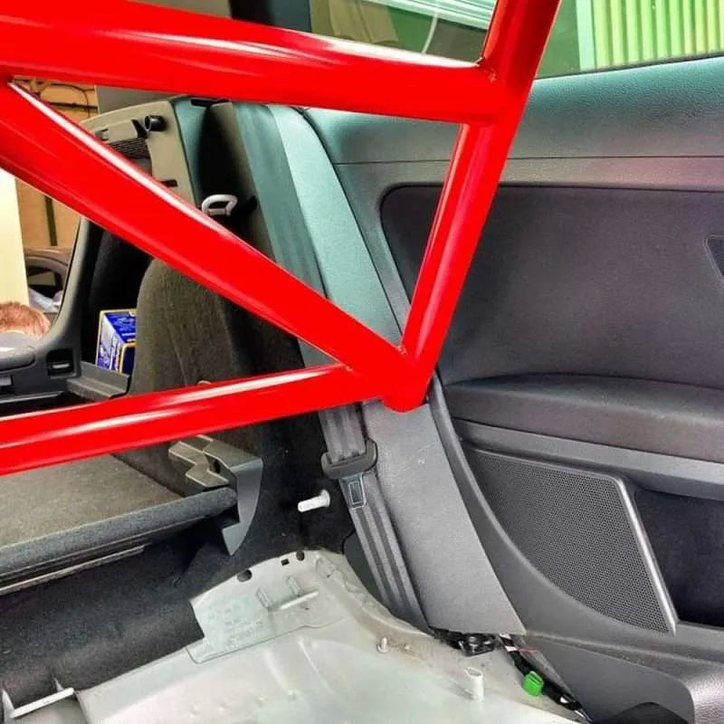 SW Motorsports - Skoda Octavia MK3 – Bolt In Half Cage